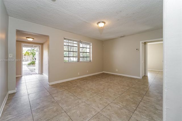 122 Allen Rd, West Park, FL 33023