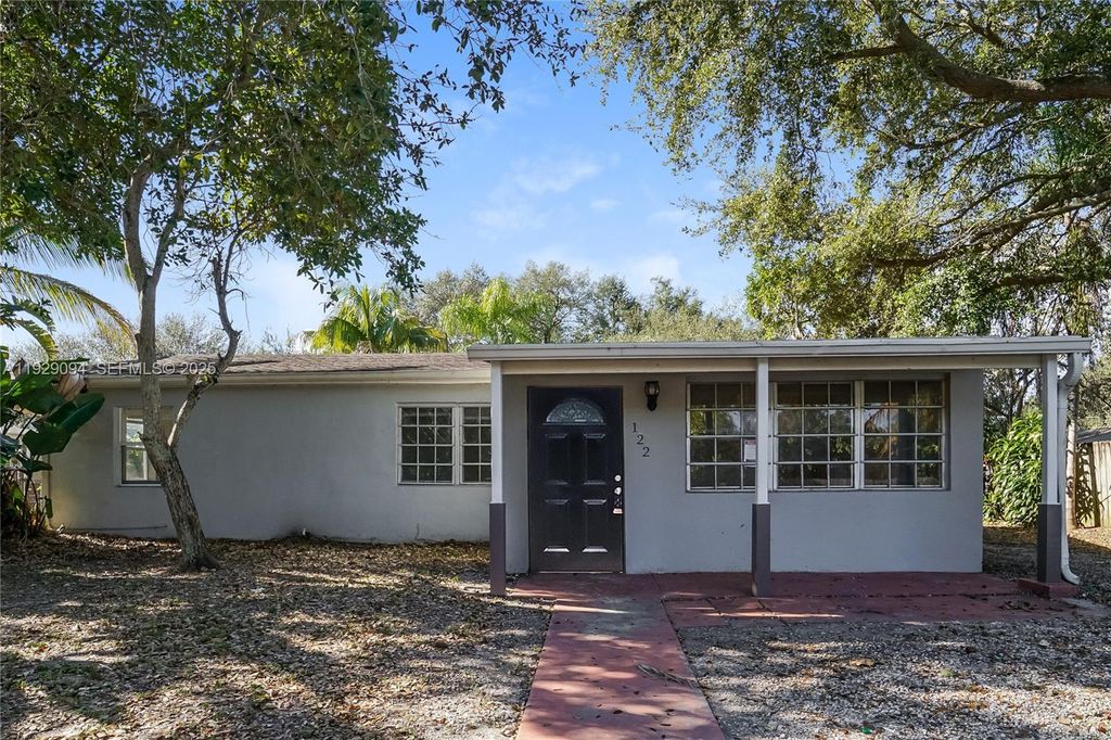 122 Allen Rd, West Park, FL 33023