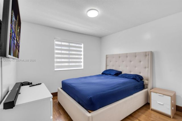 11462 NW 69th Ter, Doral, FL 33178