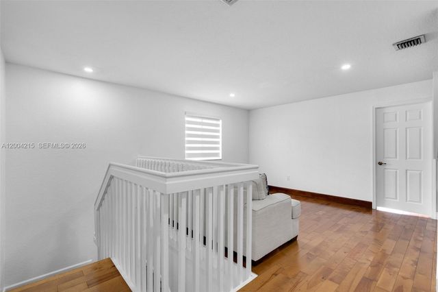 11462 NW 69th Ter, Doral, FL 33178