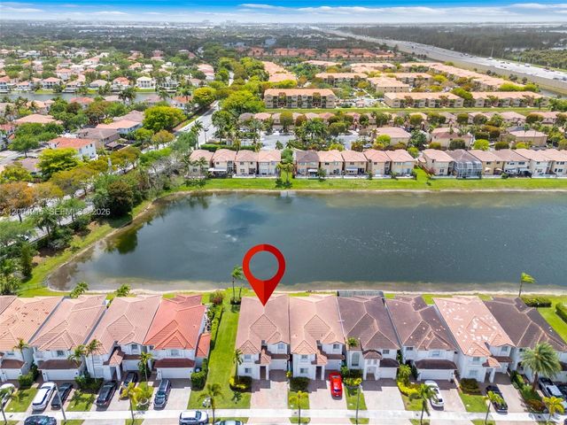 11462 NW 69th Ter, Doral, FL 33178