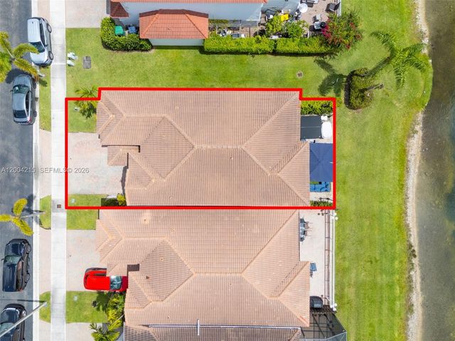 11462 NW 69th Ter, Doral, FL 33178