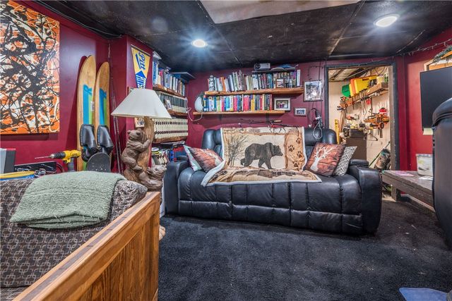 556 Highview Rd, Baldwin Twp, PA 15234