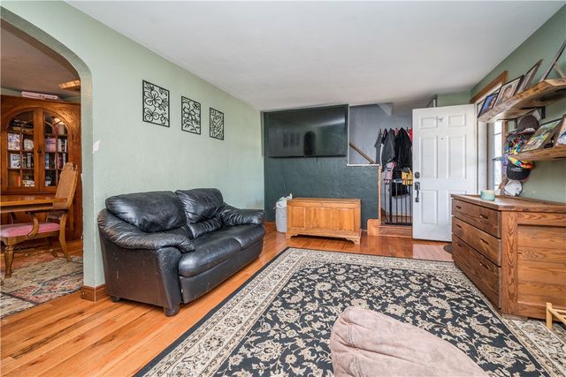 556 Highview Rd, Baldwin Twp, PA 15234