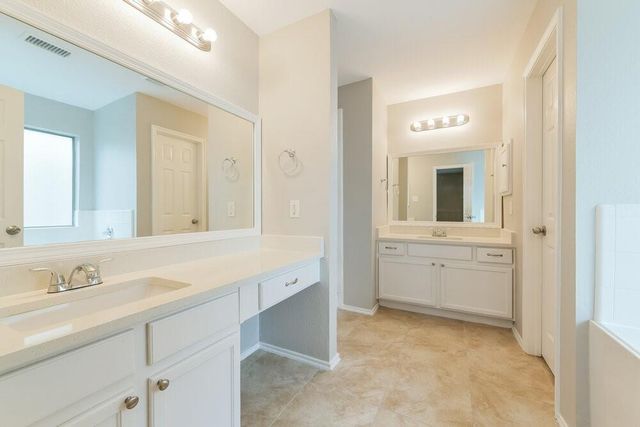 6030 NW Creek Circle, Houston, TX 77086