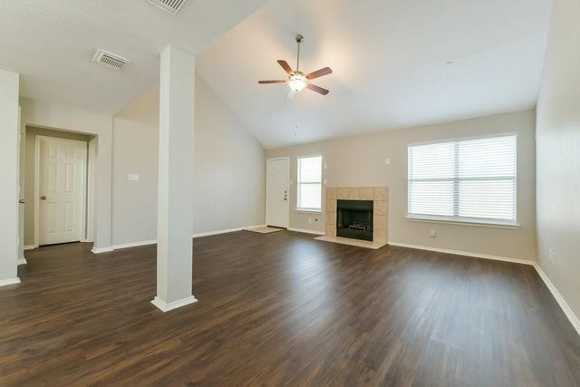 6030 NW Creek Circle, Houston, TX 77086