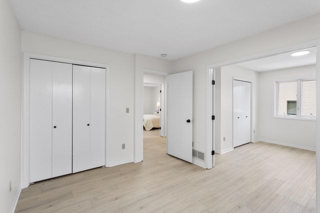 2571 Nemitz Avenue E, Maplewood, MN 55119