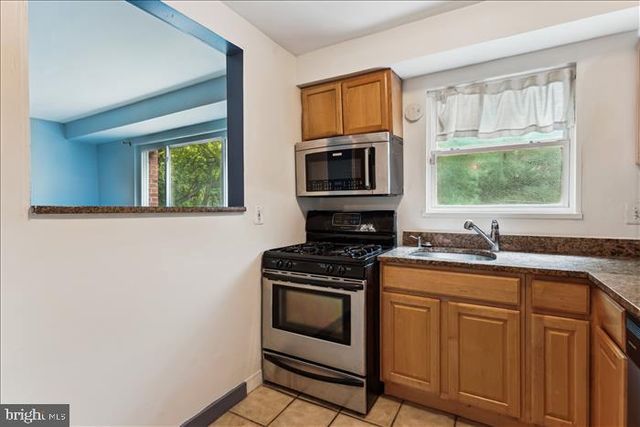 116 LEE AVE #112, Takoma Park, MD 20912