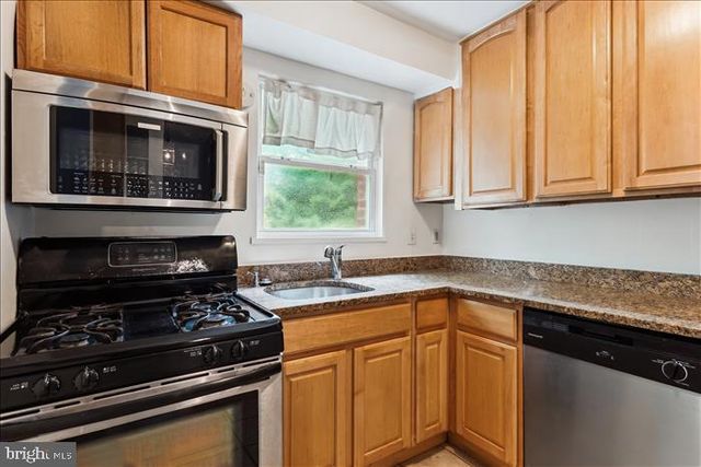 116 LEE AVE #112, Takoma Park, MD 20912