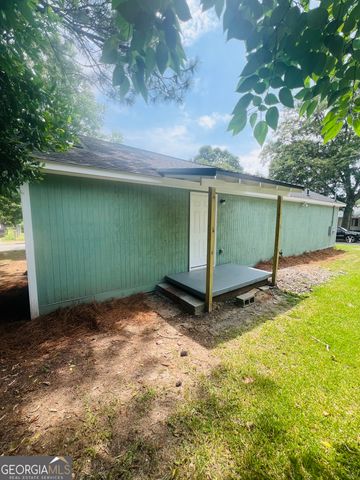 201 Baugh Street, Lagrange, GA 30241