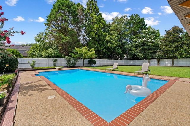 2001 Kingsridge Drive, Dalton, GA 30720