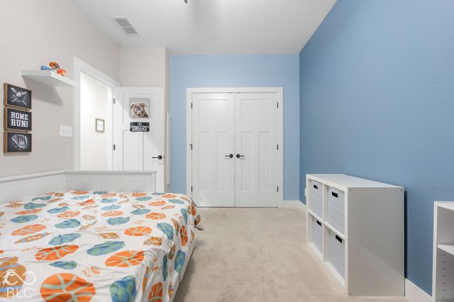 629 S Sobota Way, Trafalgar, IN 46181