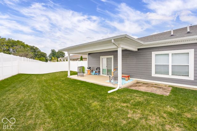 629 S Sobota Way, Trafalgar, IN 46181