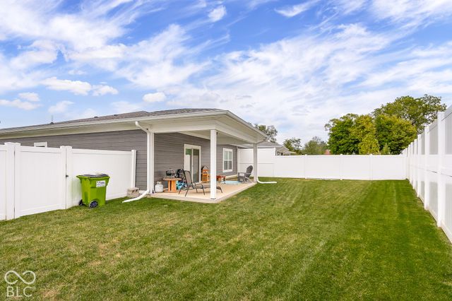 629 S Sobota Way, Trafalgar, IN 46181