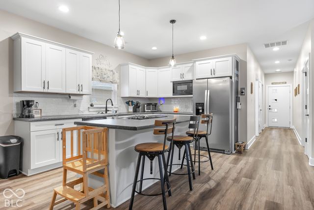 629 S Sobota Way, Trafalgar, IN 46181
