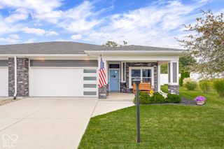 629 S Sobota Way, Trafalgar, IN 46181