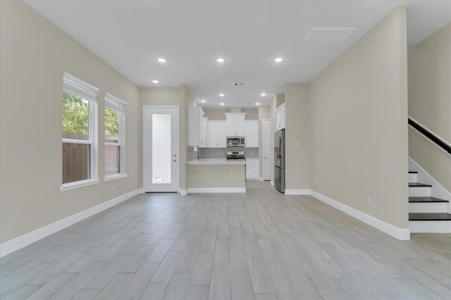 8318 Sunnyhill Street, Houston, TX 77088