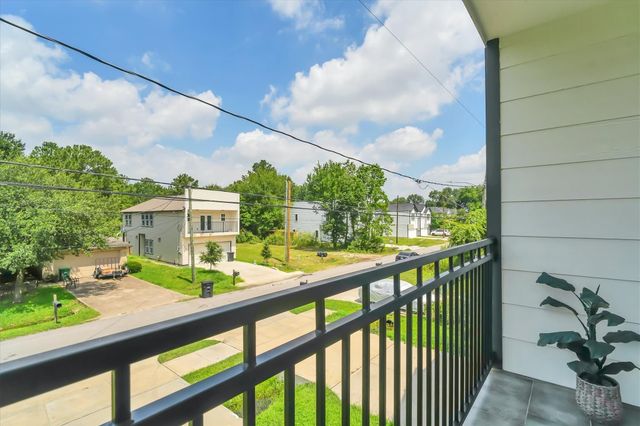 8318 Sunnyhill Street, Houston, TX 77088