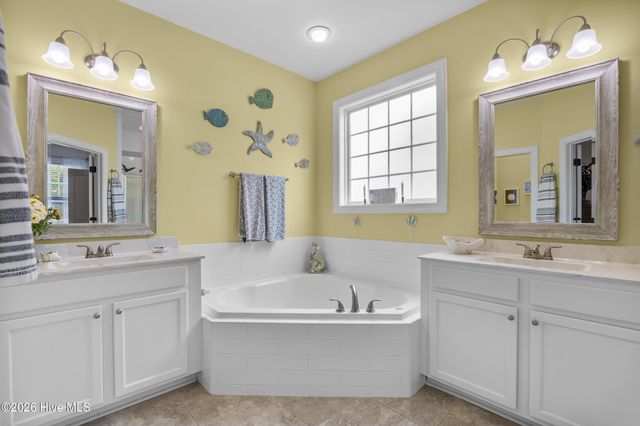 1285 Temeraire Court SW, Ocean Isle Beach, NC 28469