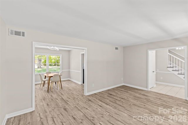 1401 Cedarwood Lane, Charlotte, NC 28212