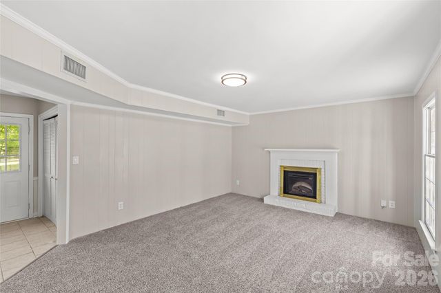 1401 Cedarwood Lane, Charlotte, NC 28212