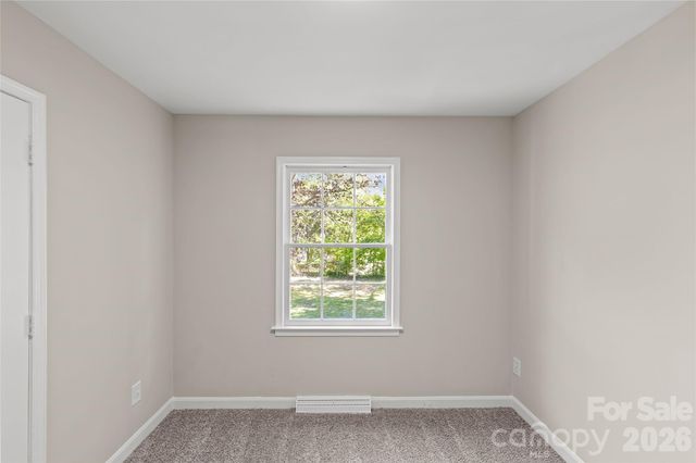 1401 Cedarwood Lane, Charlotte, NC 28212