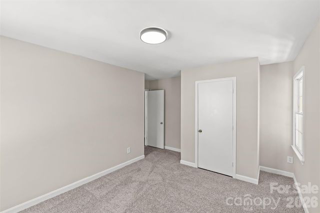 1401 Cedarwood Lane, Charlotte, NC 28212