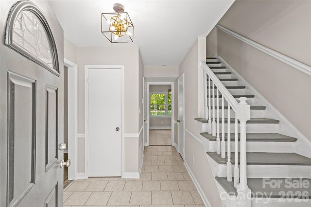 1401 Cedarwood Lane, Charlotte, NC 28212