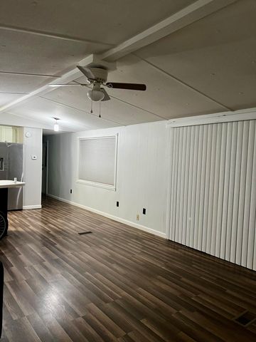 1515 NW Fir Avenue 51, Redmond, OR 97756