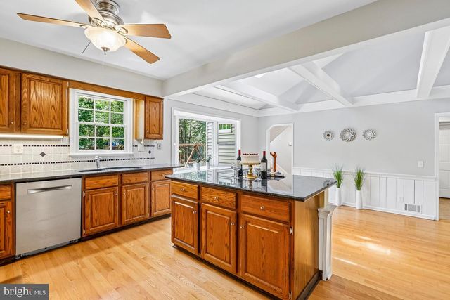 25 ANDREW DR, Lawrence, NJ 08648