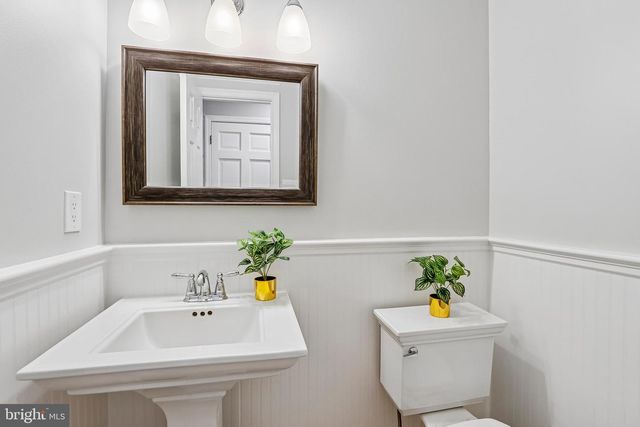 25 ANDREW DR, Lawrence, NJ 08648