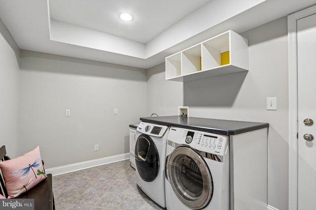 25 ANDREW DR, Lawrence, NJ 08648