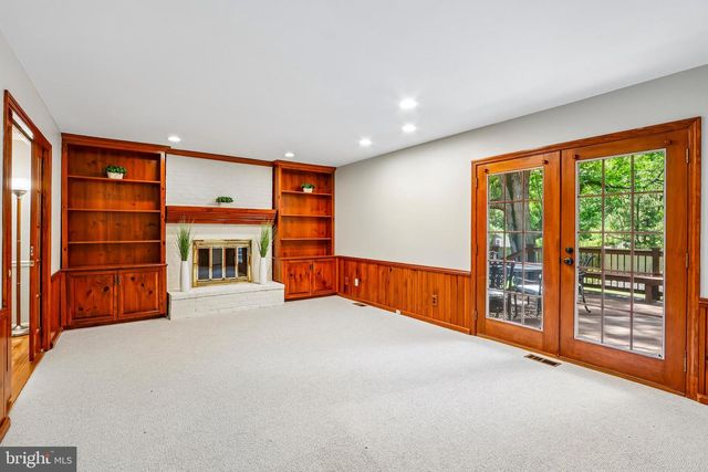 25 ANDREW DR, Lawrence, NJ 08648