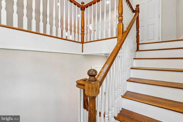 25 ANDREW DR, Lawrence, NJ 08648