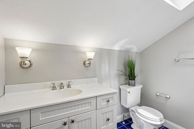 25 ANDREW DR, Lawrence, NJ 08648