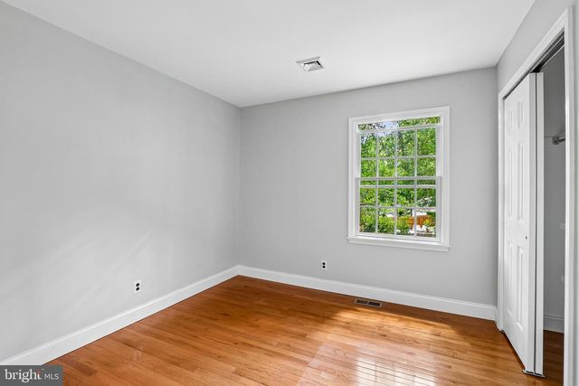 25 ANDREW DR, Lawrence, NJ 08648