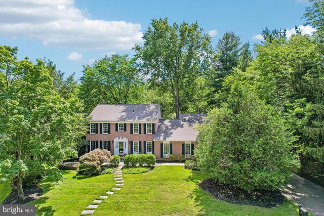 25 ANDREW DR, Lawrence, NJ 08648