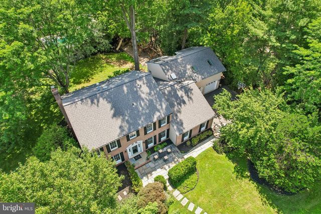 25 ANDREW DR, Lawrence, NJ 08648