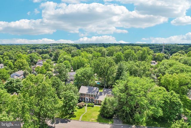 25 ANDREW DR, Lawrence, NJ 08648