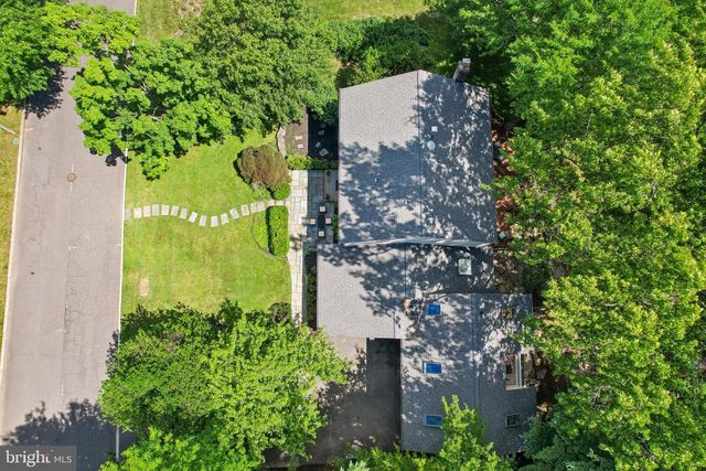 25 ANDREW DR, Lawrence, NJ 08648