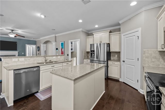 1733 Branden Way, Richmond Hill, GA 31324