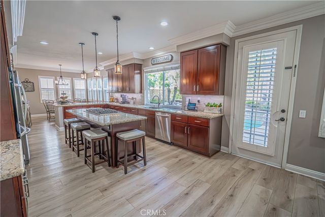 23321 Cuestport Drive, Valencia, CA 91354