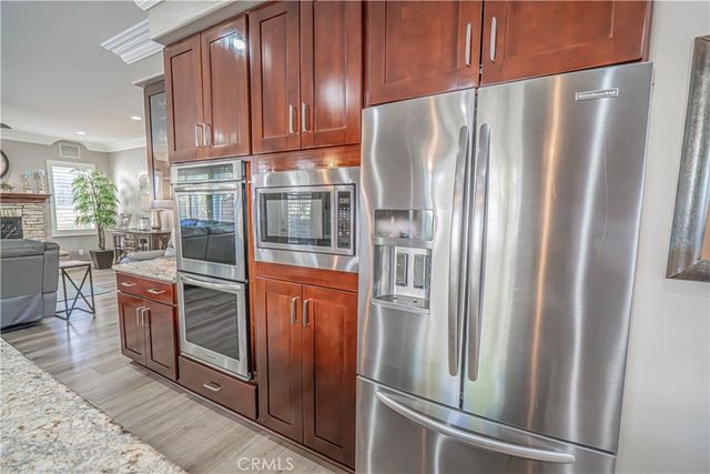 23321 Cuestport Drive, Valencia, CA 91354