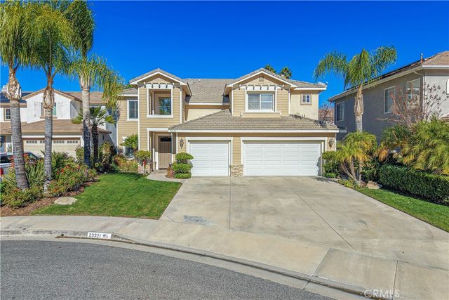 23321 Cuestport Drive, Valencia, CA 91354