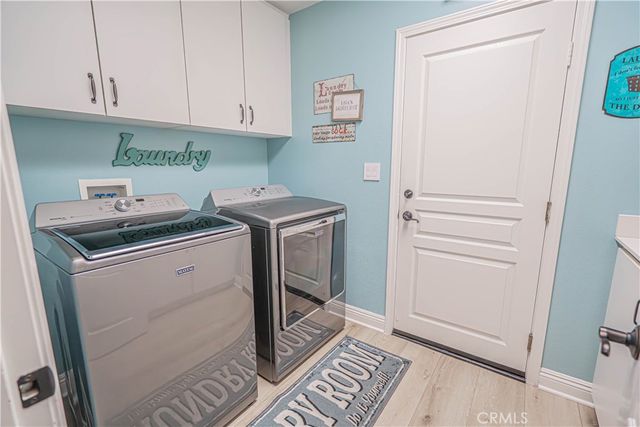 23321 Cuestport Drive, Valencia, CA 91354