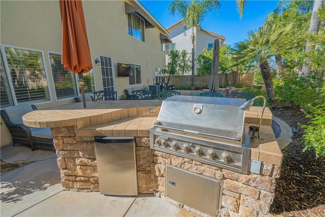 23321 Cuestport Drive, Valencia, CA 91354