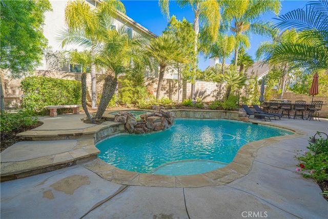 23321 Cuestport Drive, Valencia, CA 91354