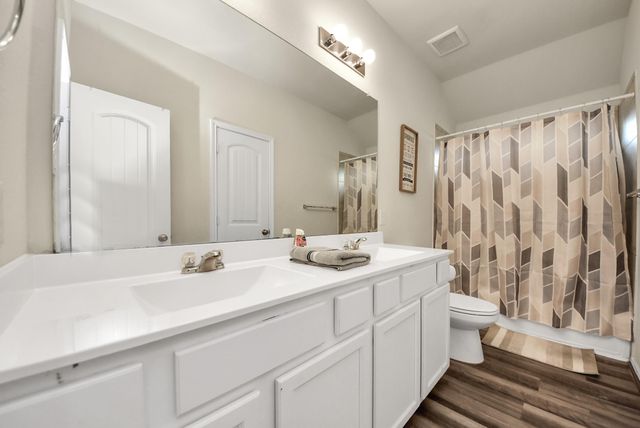 6050 Oakland Bluff Lane, Porter, TX 77365