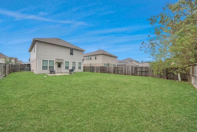 6050 Oakland Bluff Lane, Porter, TX 77365