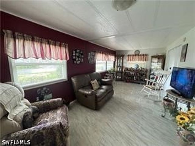 857 Manatee RD, Naples, FL 34114